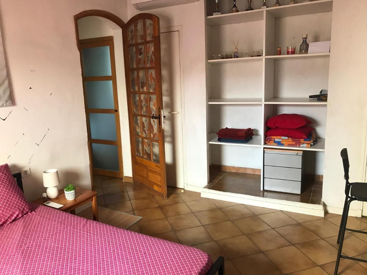 Chambre Climatisee Avec Sdb Privee Dans Une Villa Avec Piscine Ouverte D'Avril A Mi Octobre Marseilles Buitenkant foto